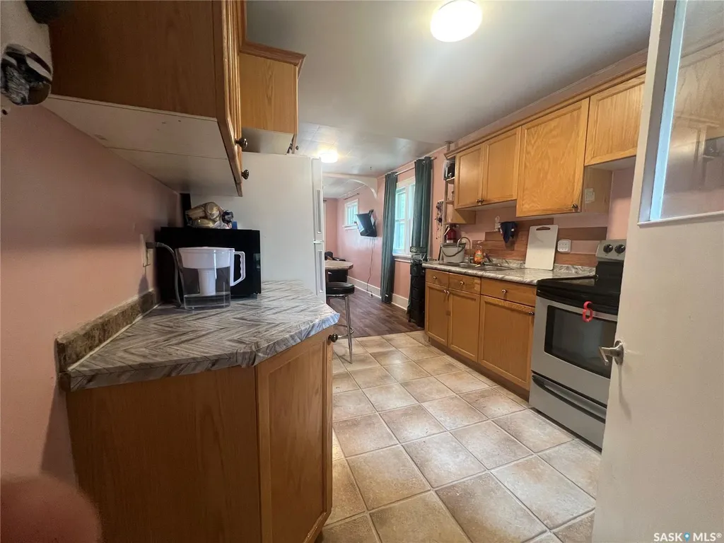 1936 Broder Street Regina SK S4N 3S1
