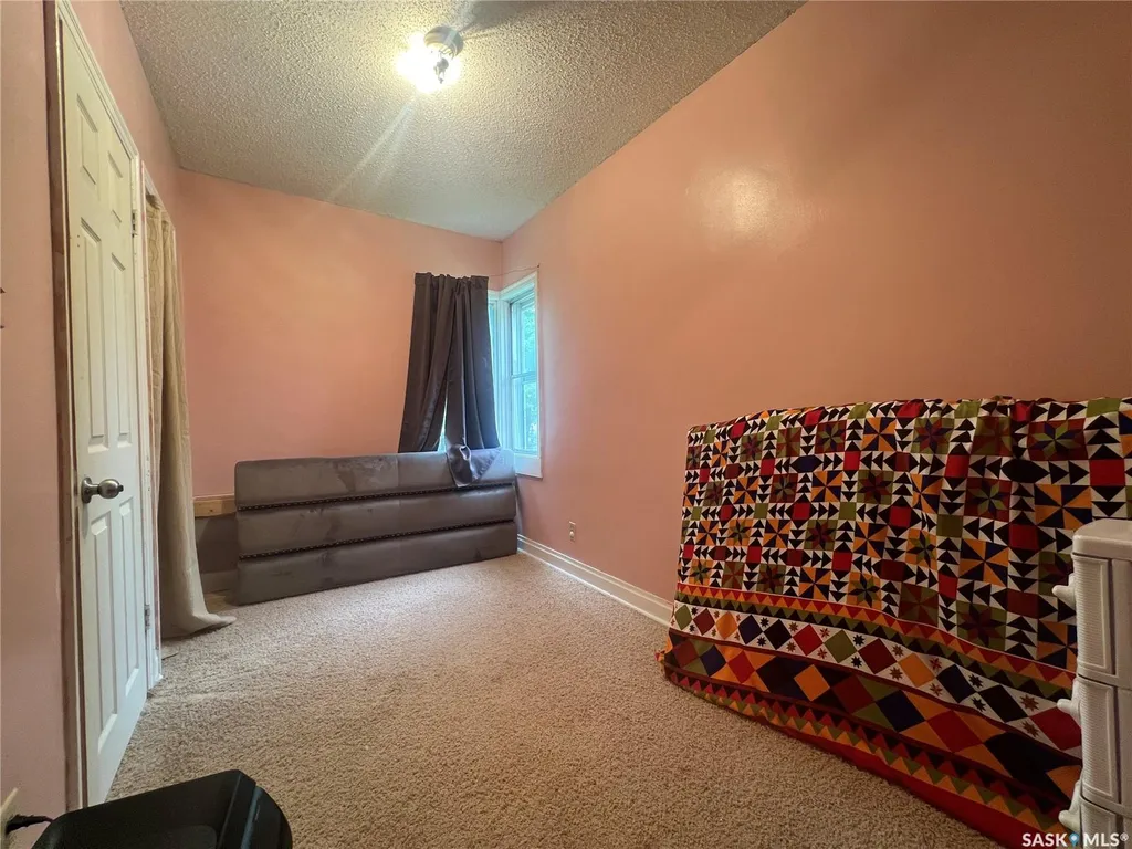 1936 Broder Street Regina SK S4N 3S1