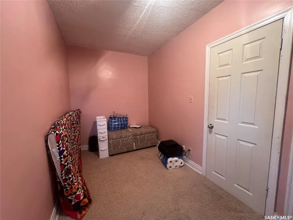 1936 Broder Street Regina SK S4N 3S1
