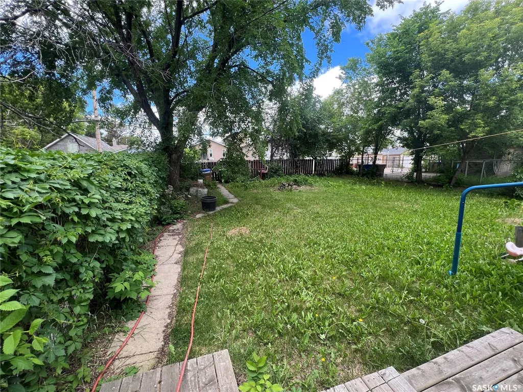 1936 Broder Street Regina SK S4N 3S1