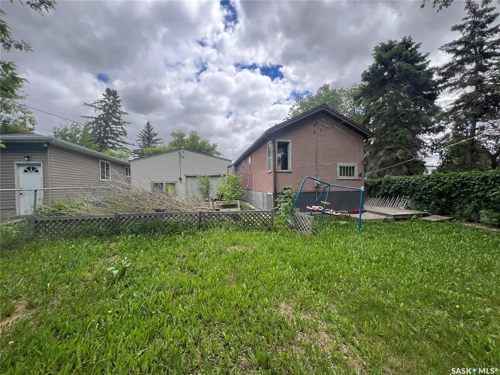 1936 Broder Street Regina SK S4N 3S1