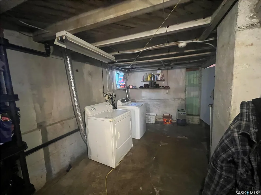 1936 Broder Street Regina SK S4N 3S1