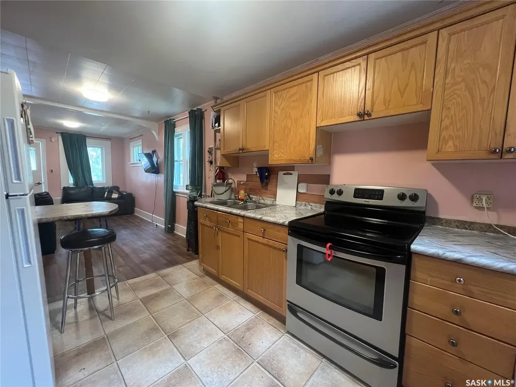 1936 Broder Street Regina SK S4N 3S1