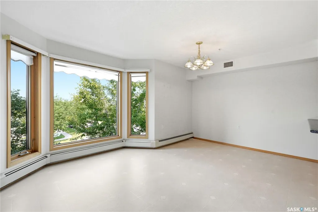 325 Keevil Crescent Saskatoon SK S7N 4R8