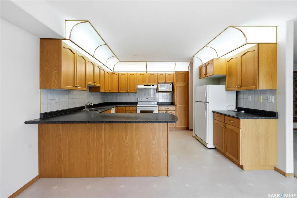 325 Keevil Crescent Saskatoon SK S7N 4R8