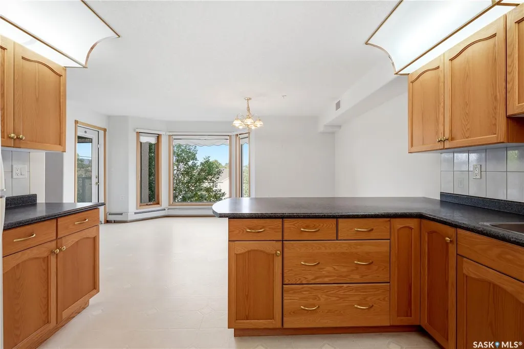 325 Keevil Crescent Saskatoon SK S7N 4R8