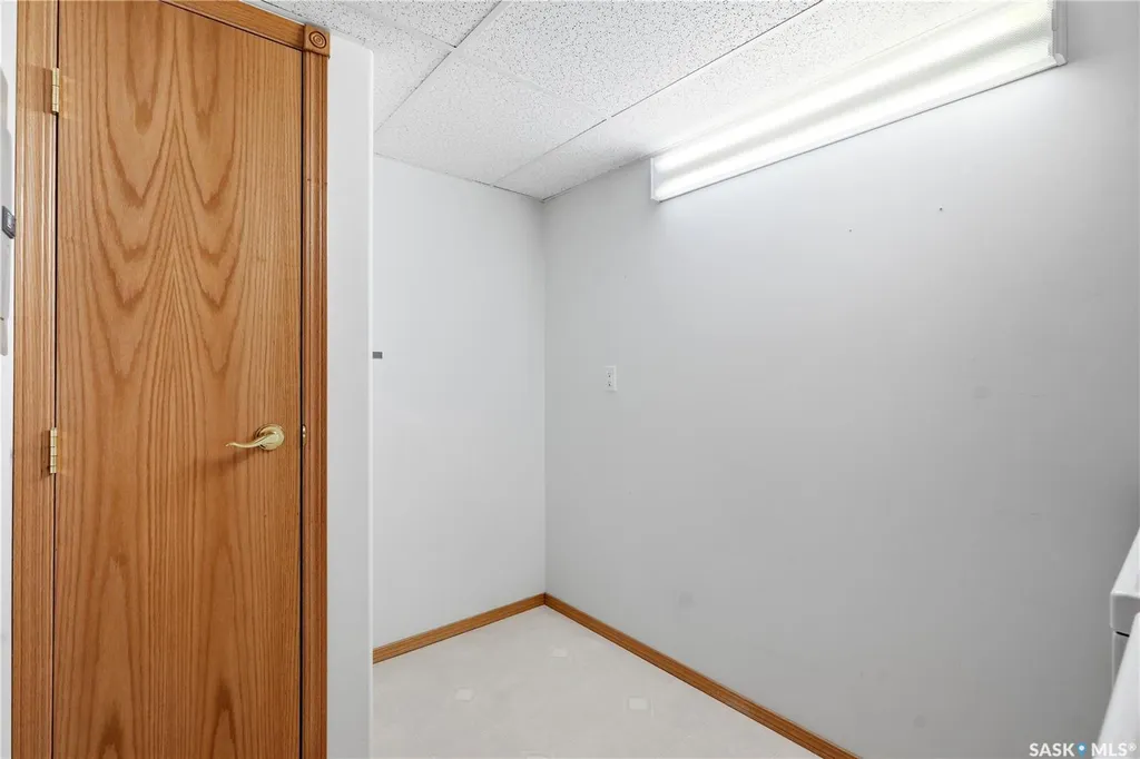 325 Keevil Crescent Saskatoon SK S7N 4R8