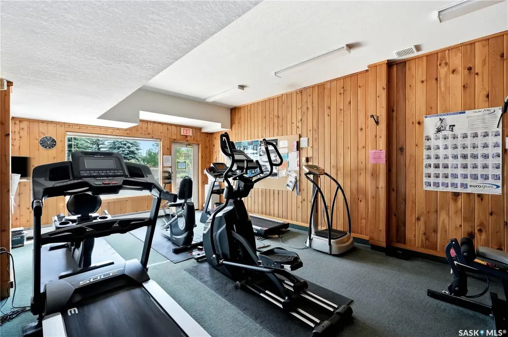325 Keevil Crescent Saskatoon SK S7N 4R8
