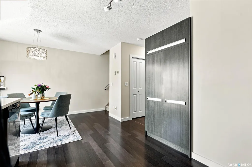 135 Ashworth Crescent Saskatoon SK S7T 0N1