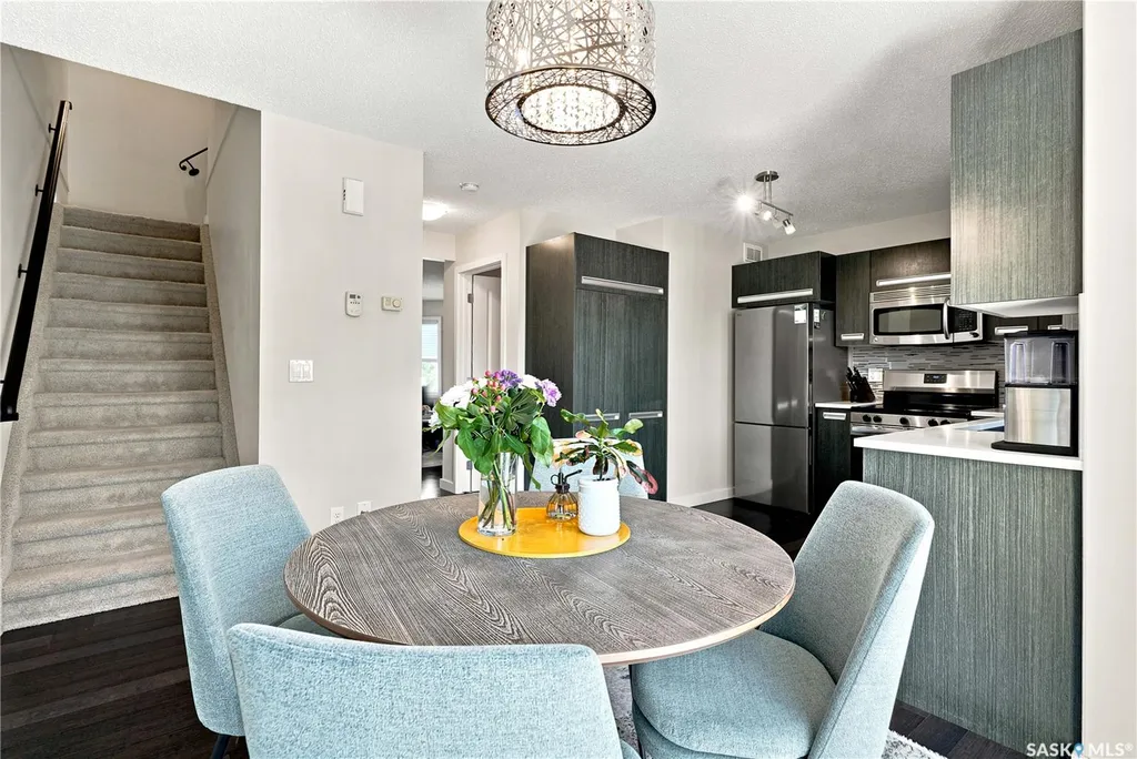 135 Ashworth Crescent Saskatoon SK S7T 0N1