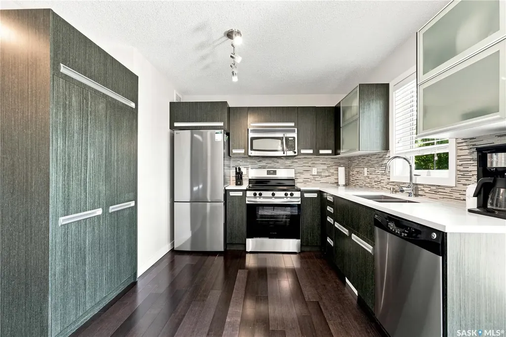 135 Ashworth Crescent Saskatoon SK S7T 0N1