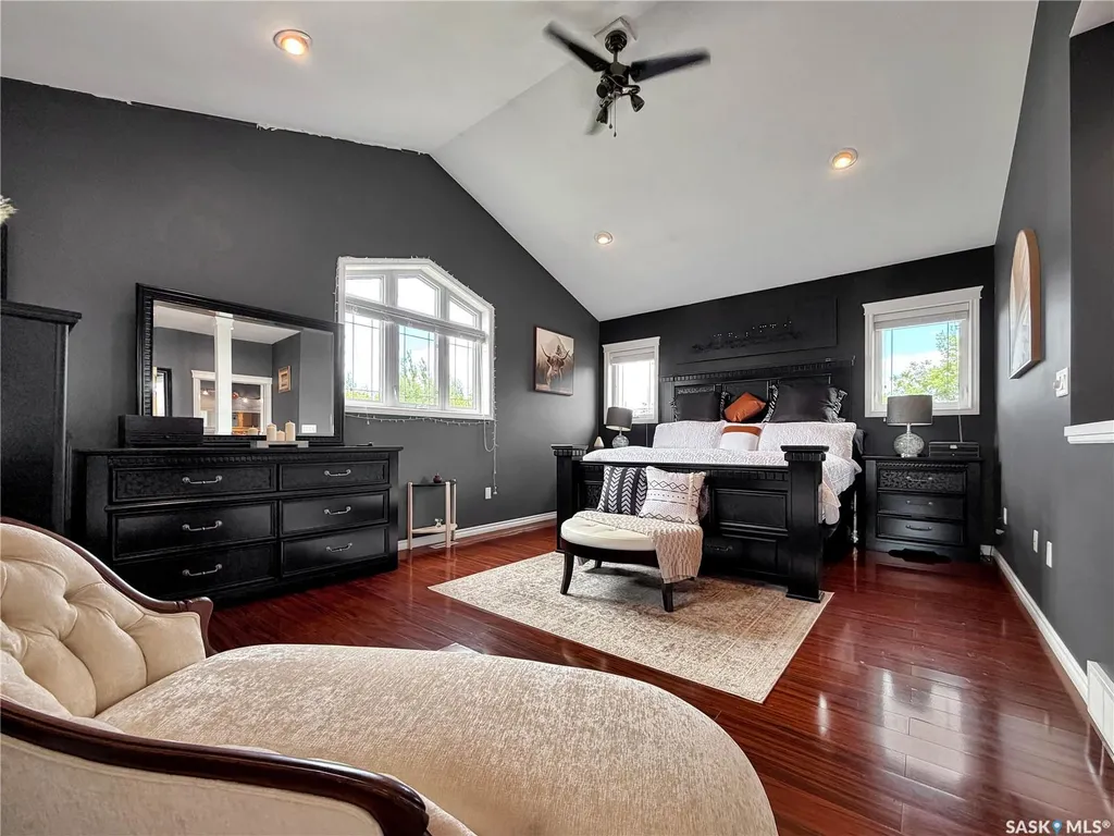 207 6th Street W Carnduff SK S0C 0S0