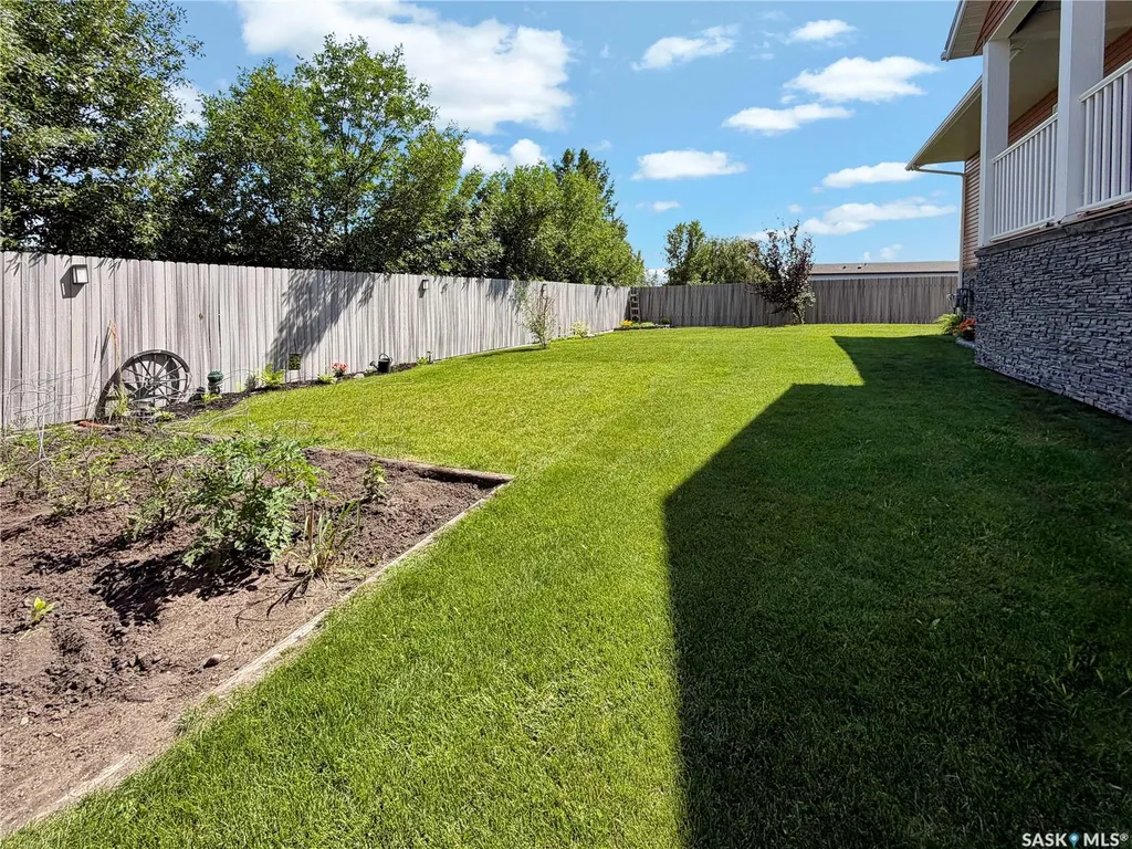 207 6th Street W Carnduff SK S0C 0S0