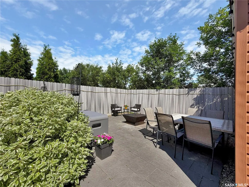 207 6th Street W Carnduff SK S0C 0S0