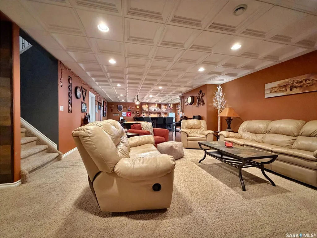 207 6th Street W Carnduff SK S0C 0S0
