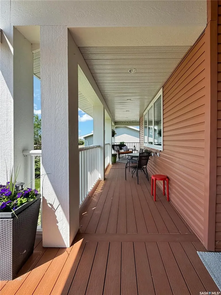 207 6th Street W Carnduff SK S0C 0S0