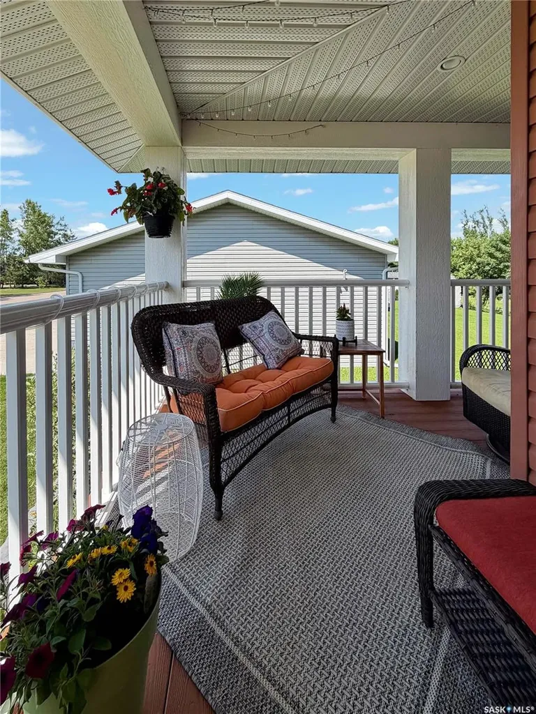 207 6th Street W Carnduff SK S0C 0S0