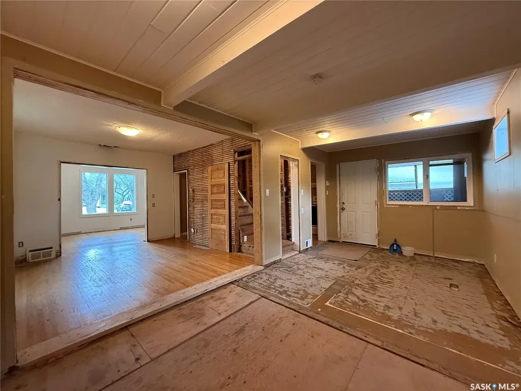 1320 Lorne Avenue Saskatoon SK S7H 1X7