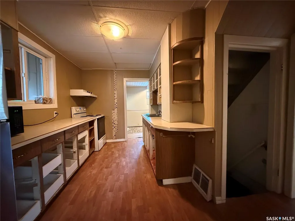 1320 Lorne Avenue Saskatoon SK S7H 1X7