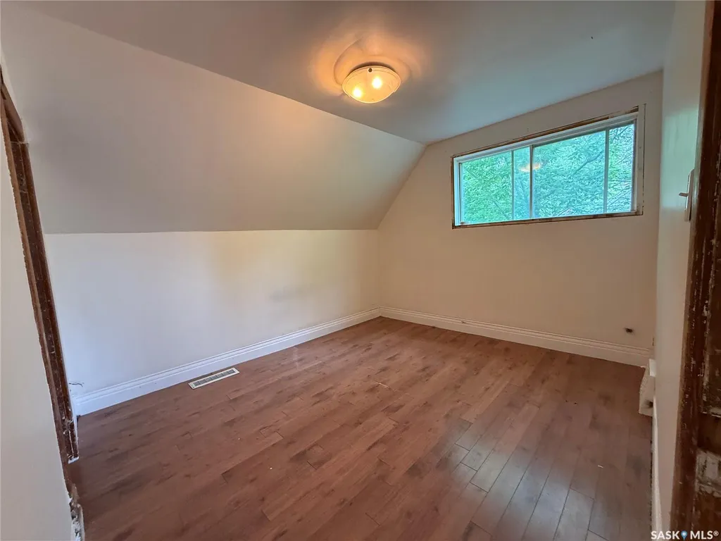 1320 Lorne Avenue Saskatoon SK S7H 1X7