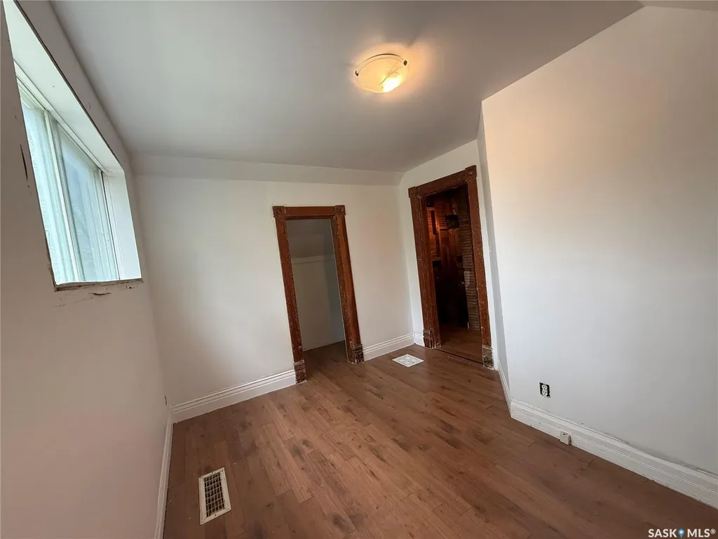 1320 Lorne Avenue Saskatoon SK S7H 1X7