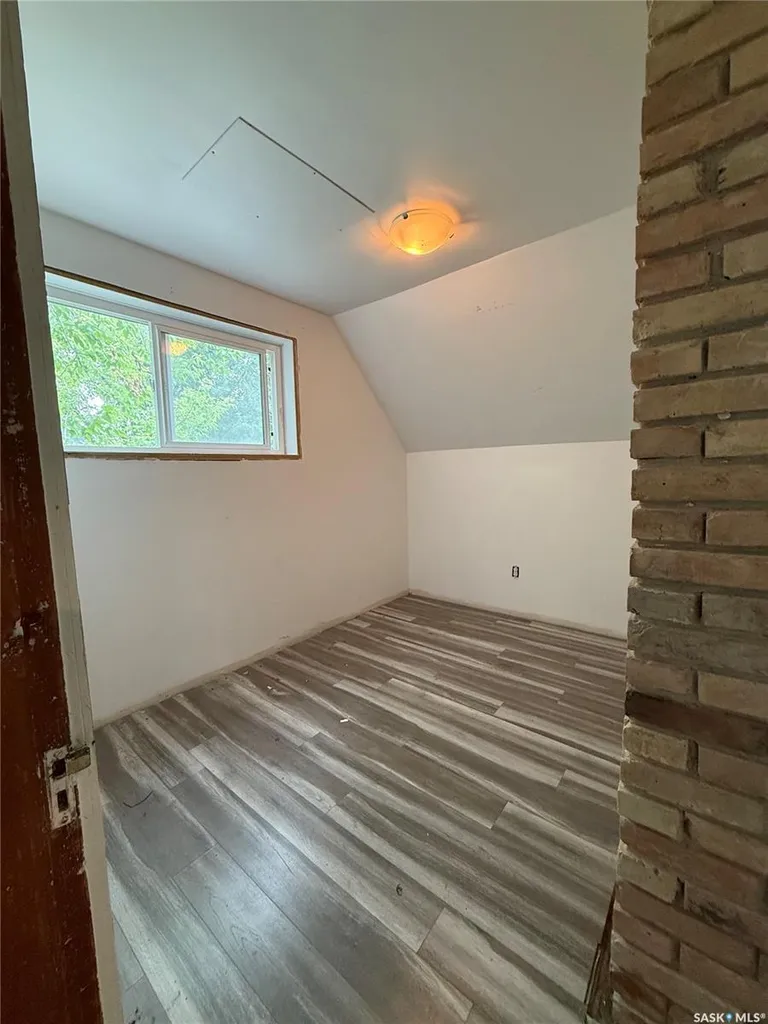 1320 Lorne Avenue Saskatoon SK S7H 1X7