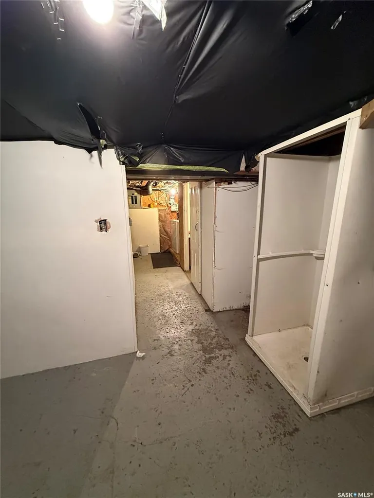 1320 Lorne Avenue Saskatoon SK S7H 1X7