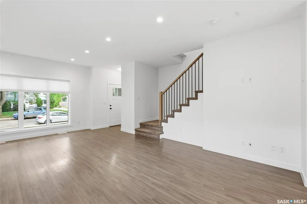 1402 Wiggins Avenue S Saskatoon SK S7H 2J6