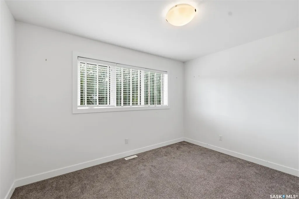 1402 Wiggins Avenue S Saskatoon SK S7H 2J6