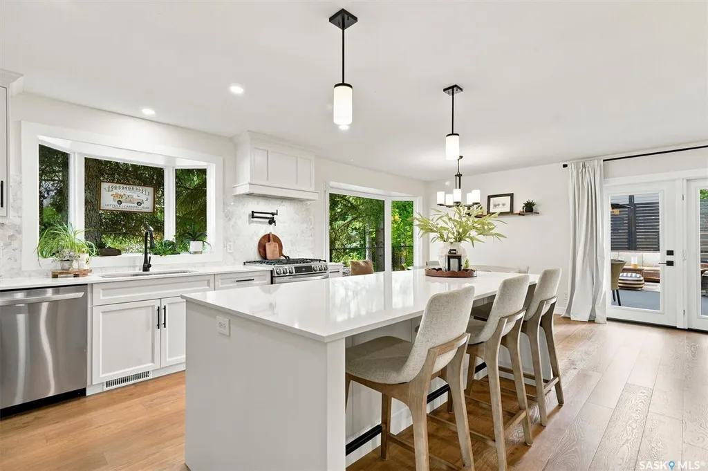115 Whiteswan Drive Saskatoon SK S7K 4M5