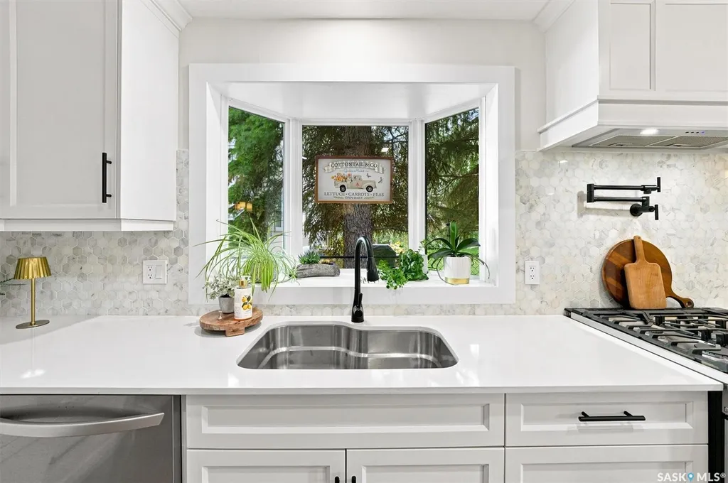 115 Whiteswan Drive Saskatoon SK S7K 4M5