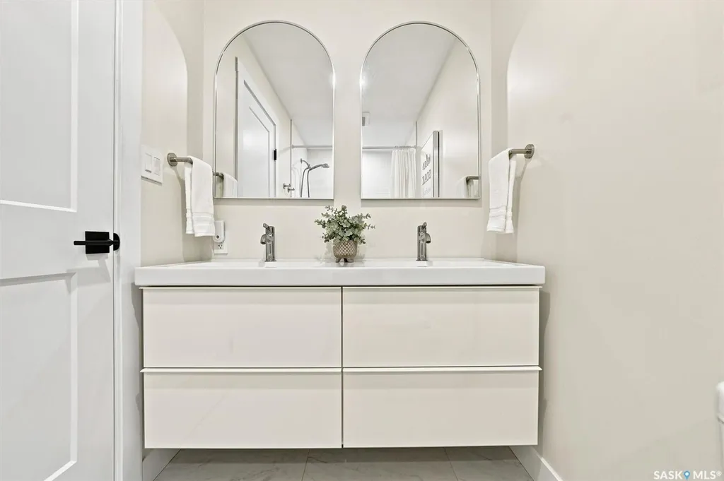 115 Whiteswan Drive Saskatoon SK S7K 4M5