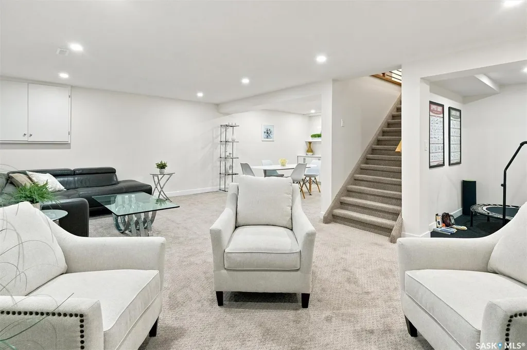 115 Whiteswan Drive Saskatoon SK S7K 4M5