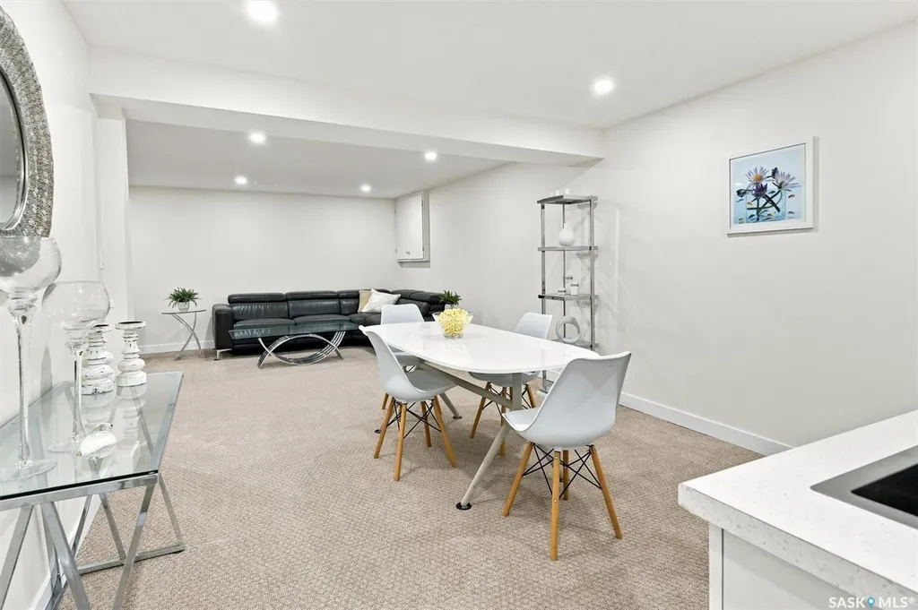 115 Whiteswan Drive Saskatoon SK S7K 4M5