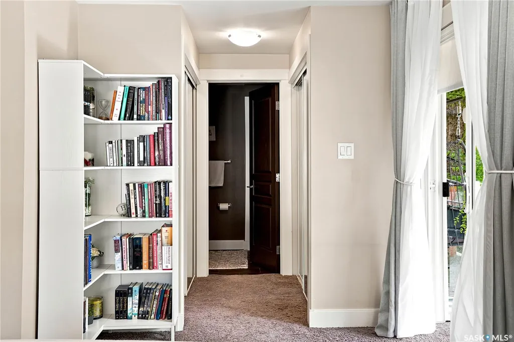 721 8th Street Saskatoon SK S7H 0R4