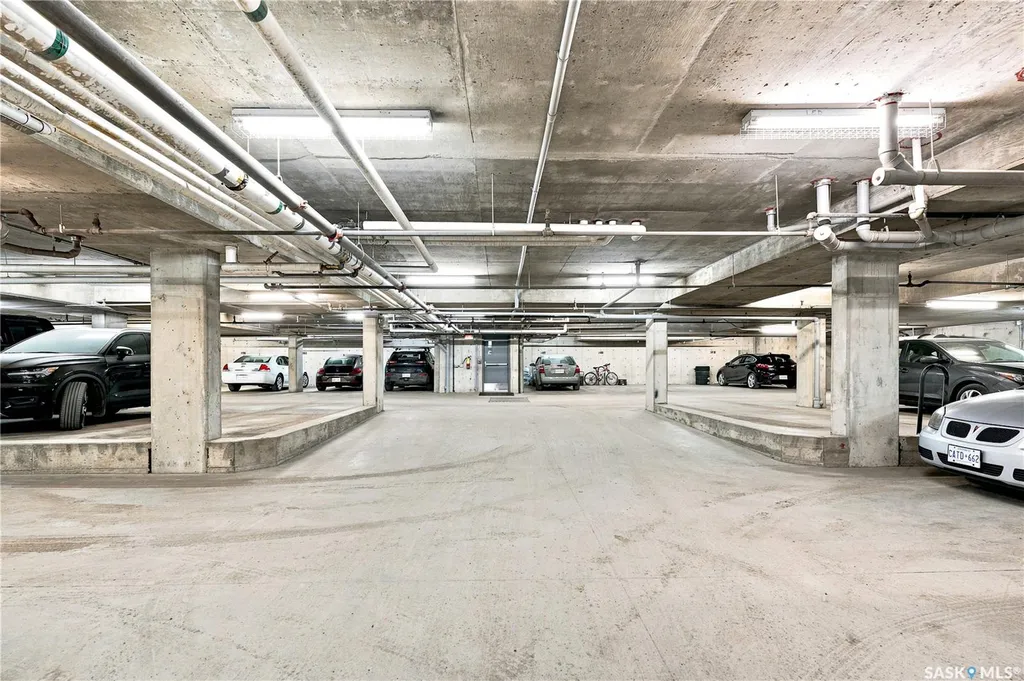 721 8th Street Saskatoon SK S7H 0R4