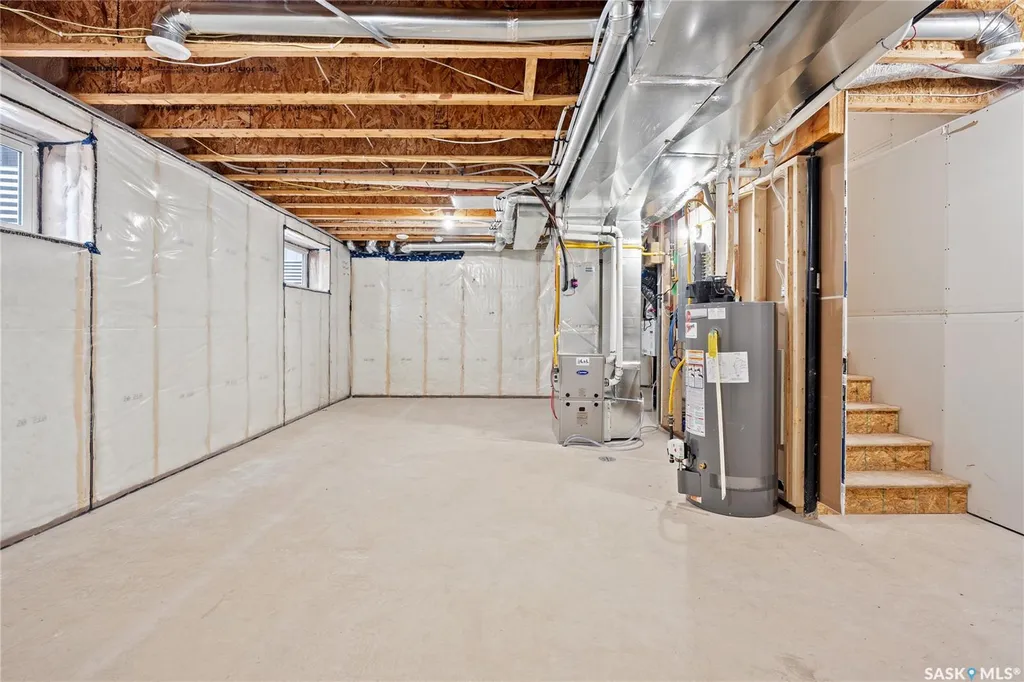 551 Cockcroft Court Saskatoon SK S7V 1Y8
