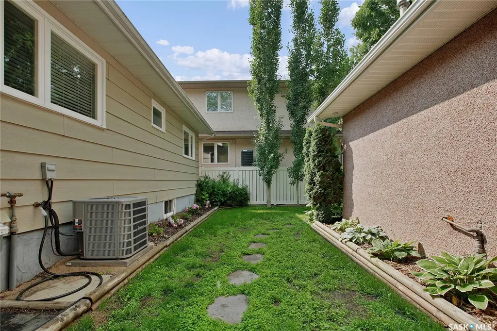 1515 Crerar Drive Saskatoon SK S7M 4R8