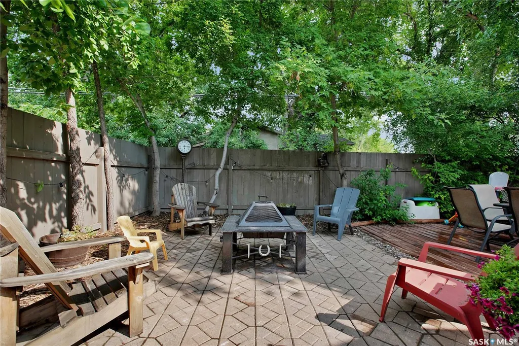 1515 Crerar Drive Saskatoon SK S7M 4R8