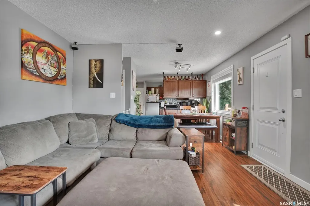 1515 Crerar Drive Saskatoon SK S7M 4R8