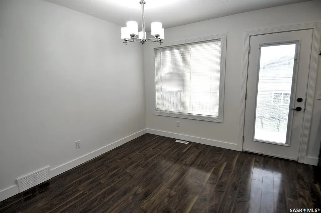242 Geary Crescent Saskatoon SK S7R 0E6