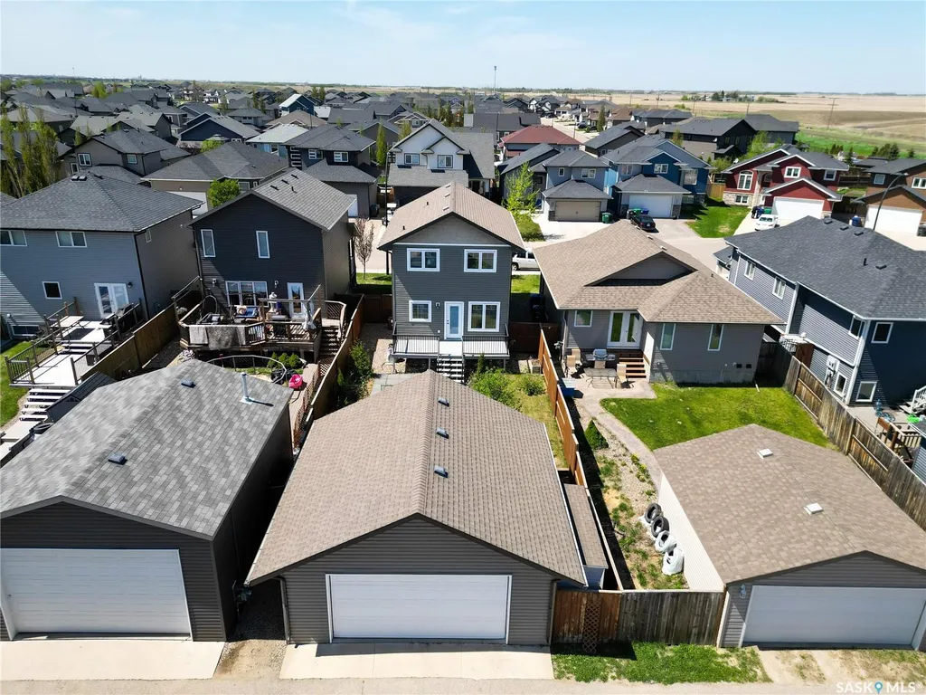 242 Geary Crescent Saskatoon SK S7R 0E6
