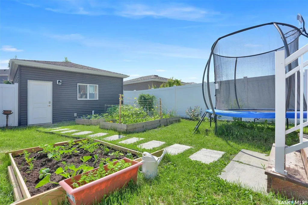 3261 Chuka Boulevard Regina SK S4V 3S5