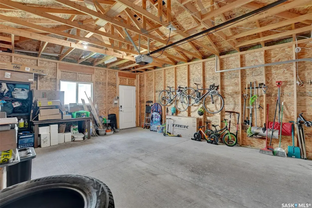 3261 Chuka Boulevard Regina SK S4V 3S5