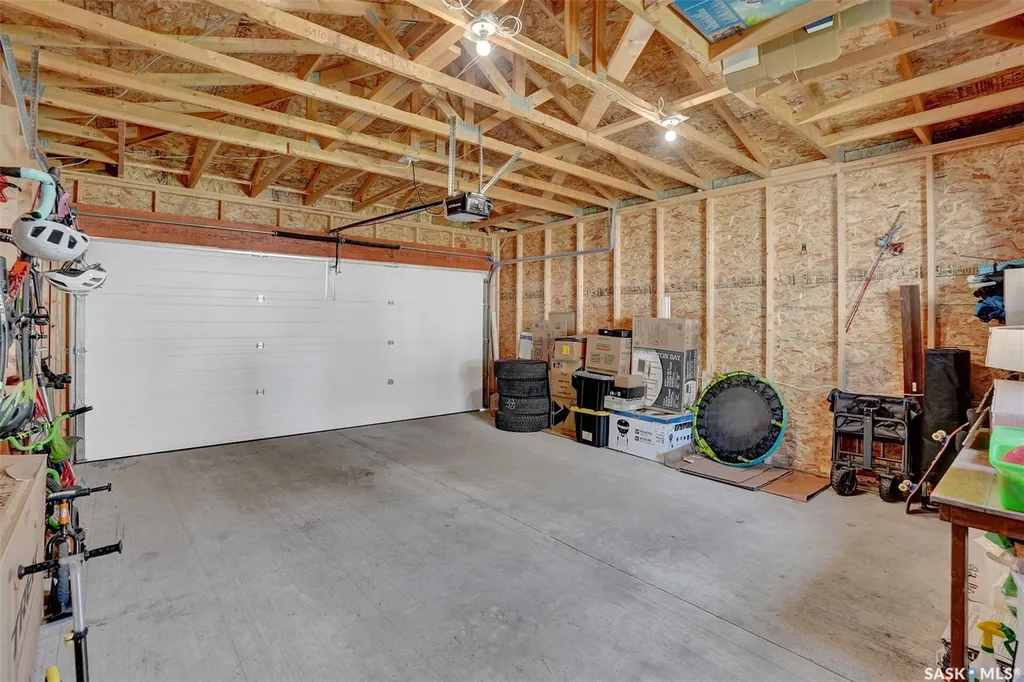 3261 Chuka Boulevard Regina SK S4V 3S5