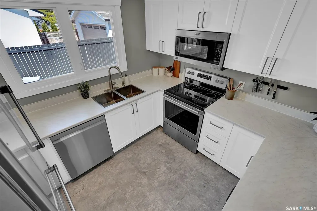 2050 Jubilee Avenue Regina SK S4S 3T8