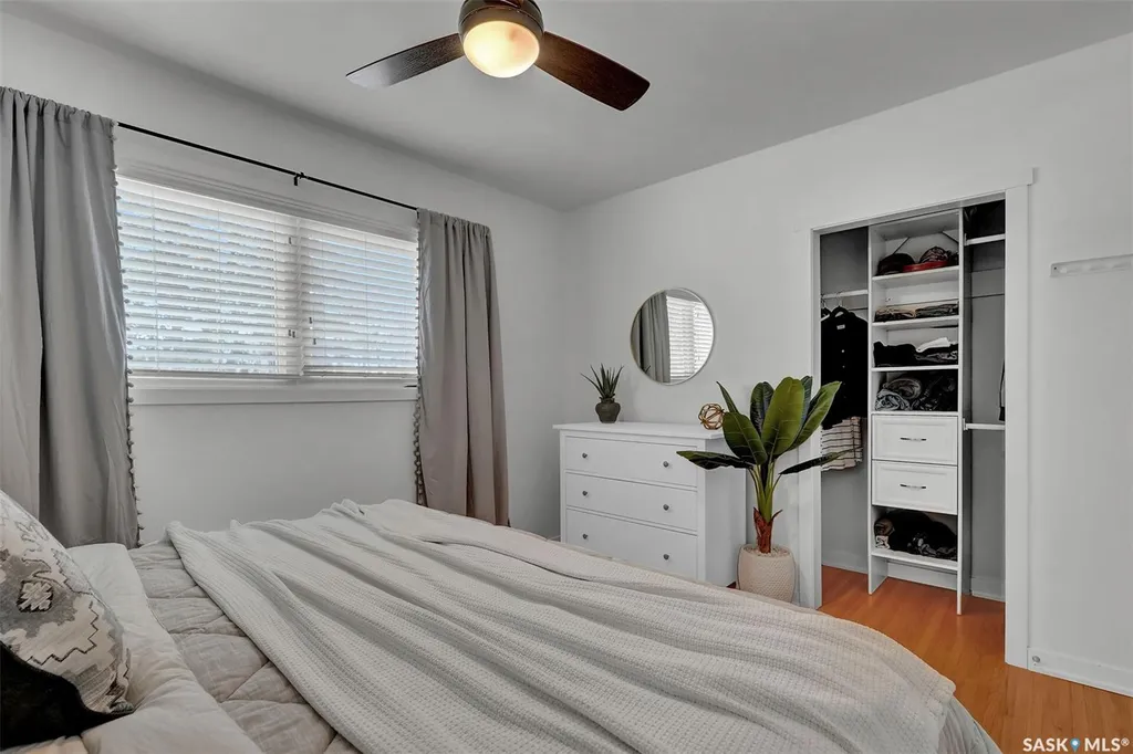 2050 Jubilee Avenue Regina SK S4S 3T8