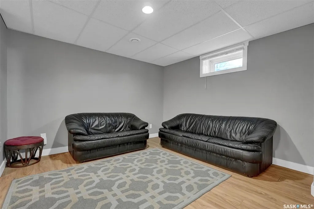 2050 Jubilee Avenue Regina SK S4S 3T8