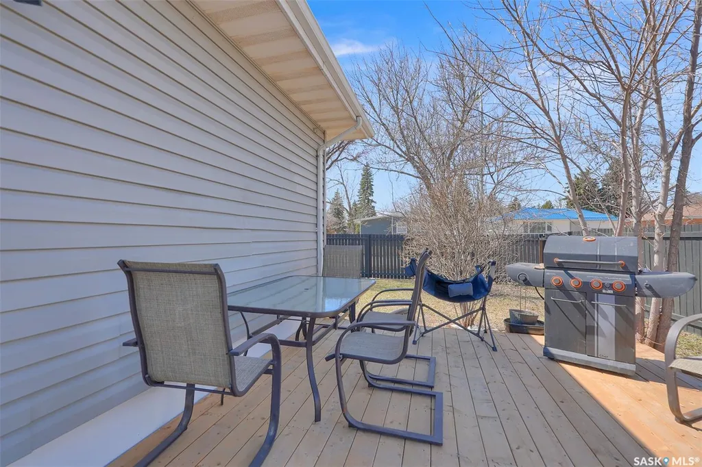 2050 Jubilee Avenue Regina SK S4S 3T8
