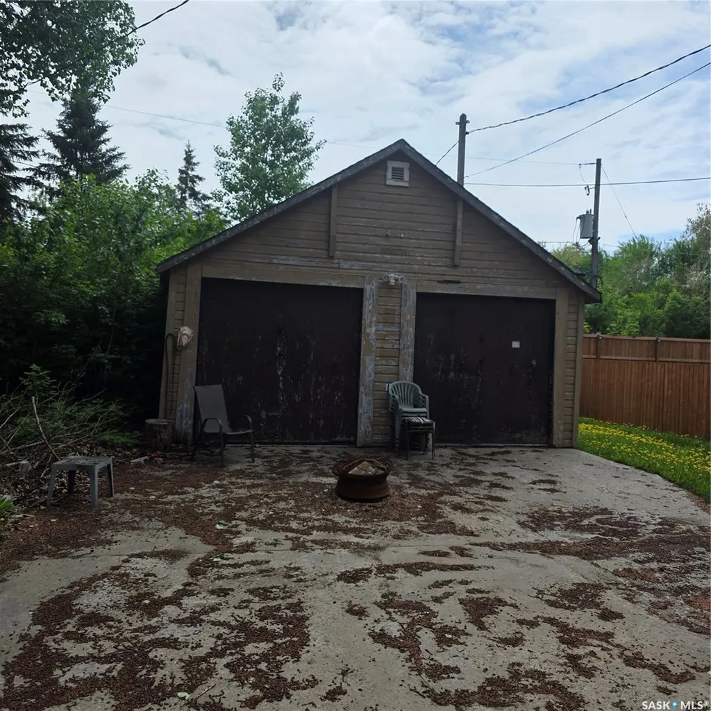 155 23rd Street W Prince Albert SK S6V 4L5